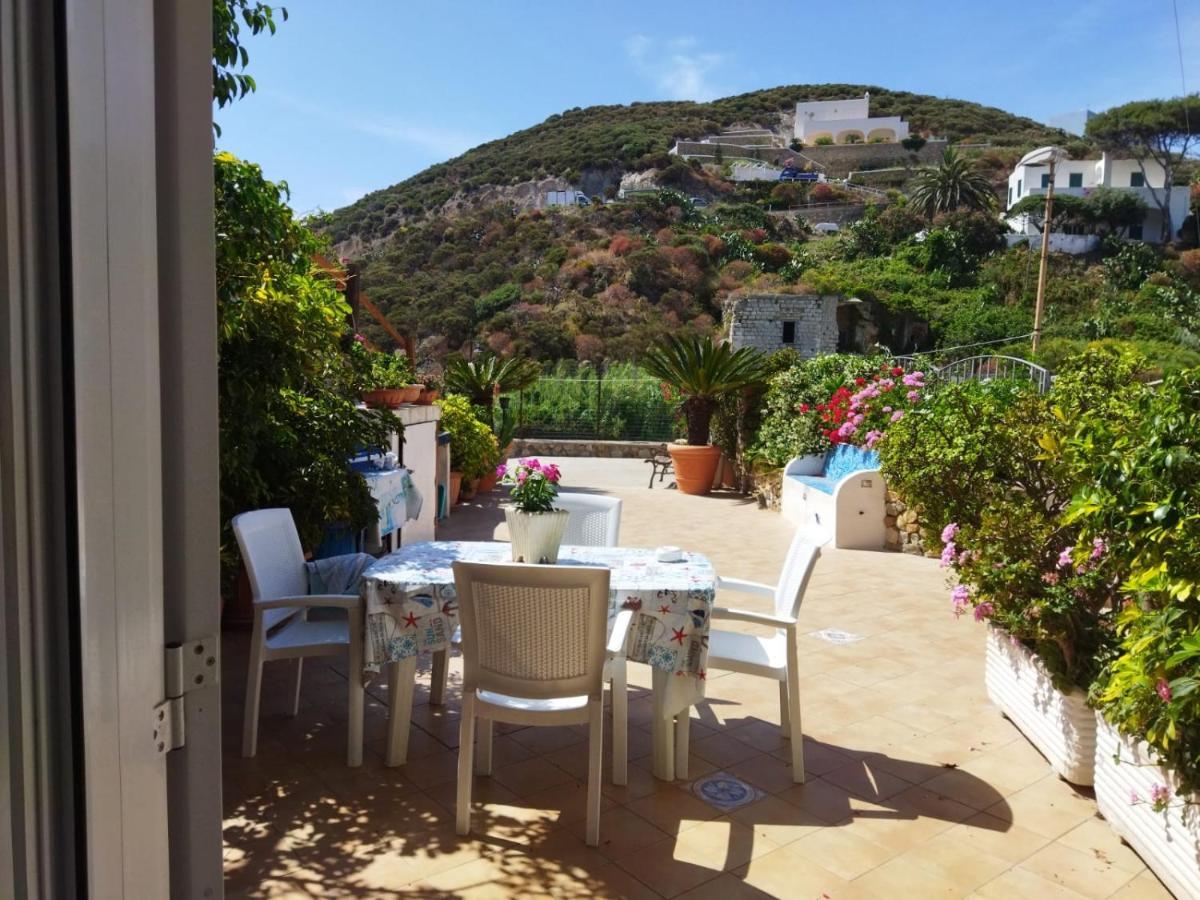 Casa Carina Villa Ponza Exterior photo